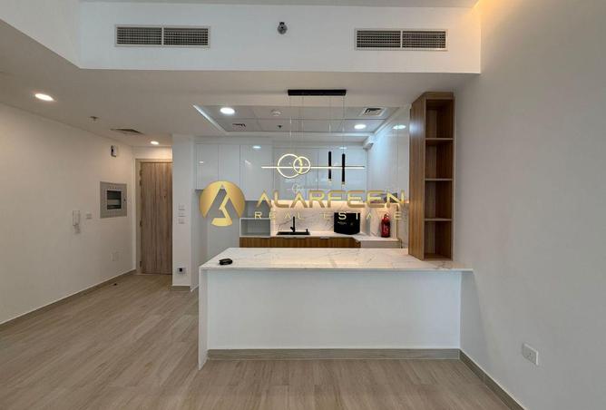 82785139 - Property Image 3