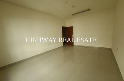 Apartment - 2 Bedrooms - 2 Bathrooms for rent in Muwaileh 29 Building - Muwaileh - Sharjah