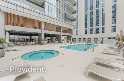 Apartment - 1 Bedroom - 2 Bathrooms for sale in Royal Regency - Business Bay - Dubai