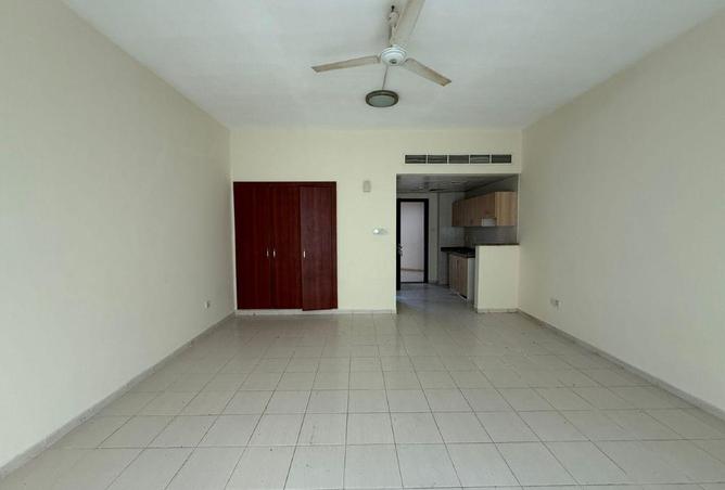 92708999 - Property Main Image