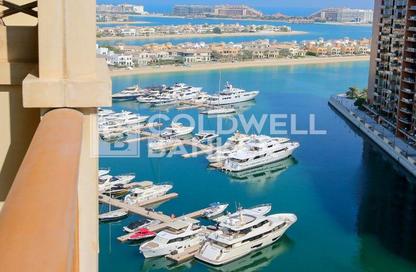 Apartment - 2 Bedrooms - 2 Bathrooms for sale in Marina Residences 6 - Marina Residences - Palm Jumeirah - Dubai Apartment - 2 Bedrooms - 2 Bathrooms for sale in Marina Residences 6 - Marina Residences - Palm Jumeirah - Dubai