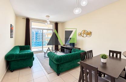 Apartment - 1 - 2 for rent in University View Block C - University View - Dubai Silicon Oasis - Dubai