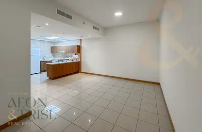 Apartment - 1 Bedroom - 2 Bathrooms for rent in Sulafa Tower - Dubai Marina - Dubai