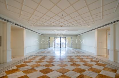 Apartment - 2 - 3 for rent in Palazzo Versace - Culture Village - Dubai