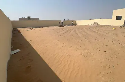 أرض - استوديو للايجار في الصجعة الصناعية - الصجعة - الشارقة