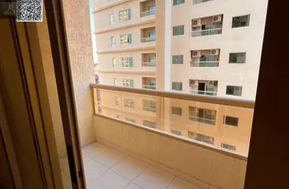 شقة - غرفة نوم - 2 حمامات للبيع في C3 برج ماجستيك - مدينة الإمارات - عجمان