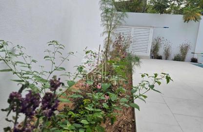 Townhouse - 3 - 4 for sale in Aljada - Sharjah