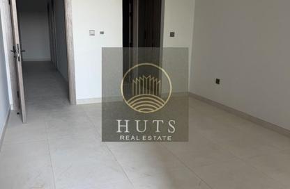 Apartment - 1 - 2 for rent in Amal Tower - Dubai Sports City - Dubai