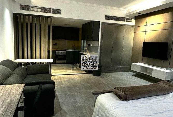 82811004 - Property Main Image