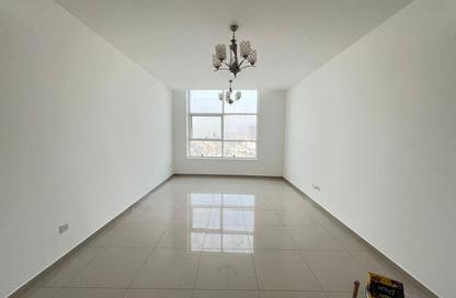 Apartment - 2 Bedrooms - 4 Bathrooms for rent in Al Khan Lagoon Tower - Al Khan Lagoon - Al Khan - Sharjah