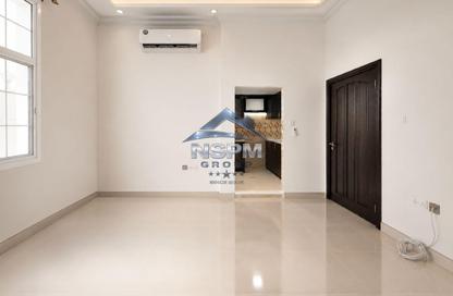 Apartment - Studio - 1 Bathroom for rent in Al Qubaisat - Al Mushrif - Abu Dhabi Apartment - Studio - 1 Bathroom for rent in Al Qubaisat - Al Mushrif - Abu Dhabi