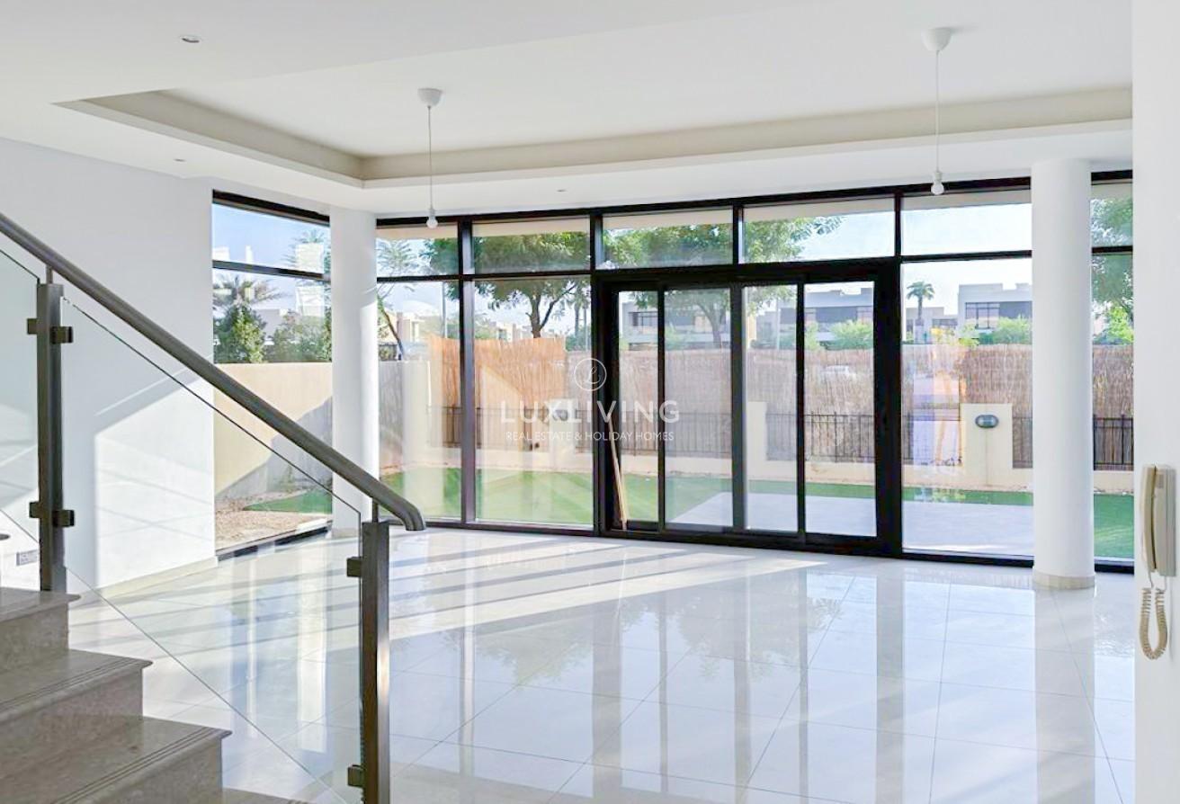Impressive Layout | Luxurious | Elegant Community photo 4