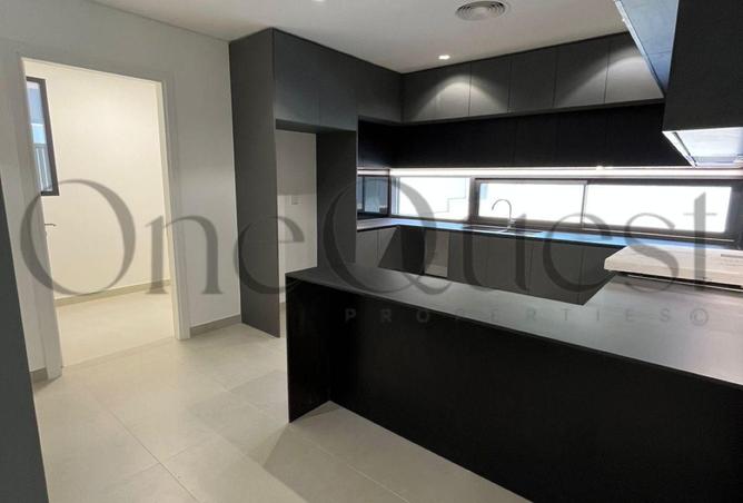 98207913 - Property Image 3