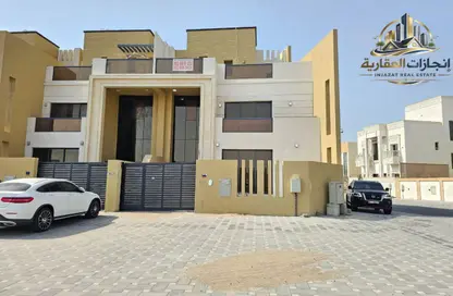 Townhouse - 4 Bedrooms - 6 Bathrooms for rent in Al Zaheya Gardens - Al Zahya - Ajman
