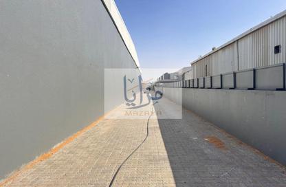 Warehouse - Studio - 7+ for rent in Umm Al Thuoob - Umm Al Quwain