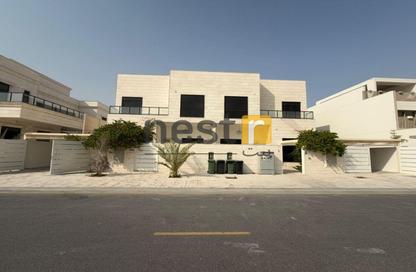 Villa - 5 - 6 for rent in Nad Al Sheba 1 - Nad Al Sheba - Dubai Villa - 5 - 6 for rent in Nad Al Sheba 1 - Nad Al Sheba - Dubai