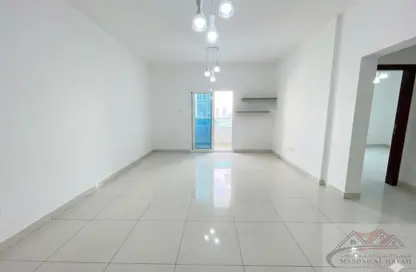 شقة - 2 غرف نوم - 2 حمامات للايجار في برج الندى - النهدة - الشارقة