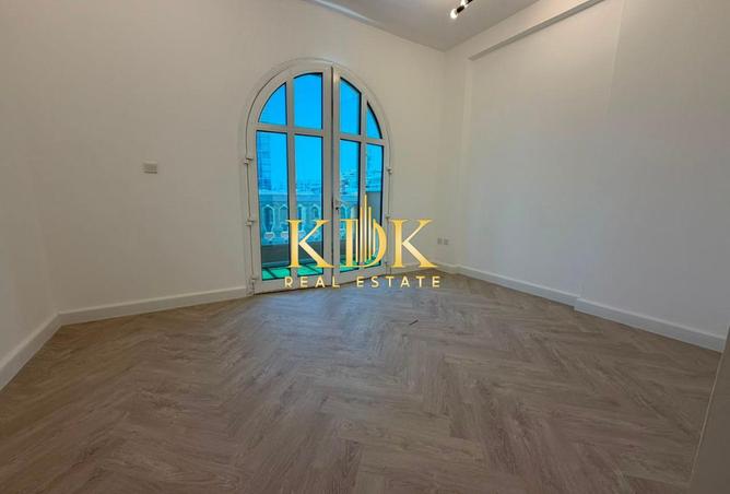 109514800 - Property Image 3