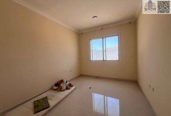 100420360 - Property Image 2