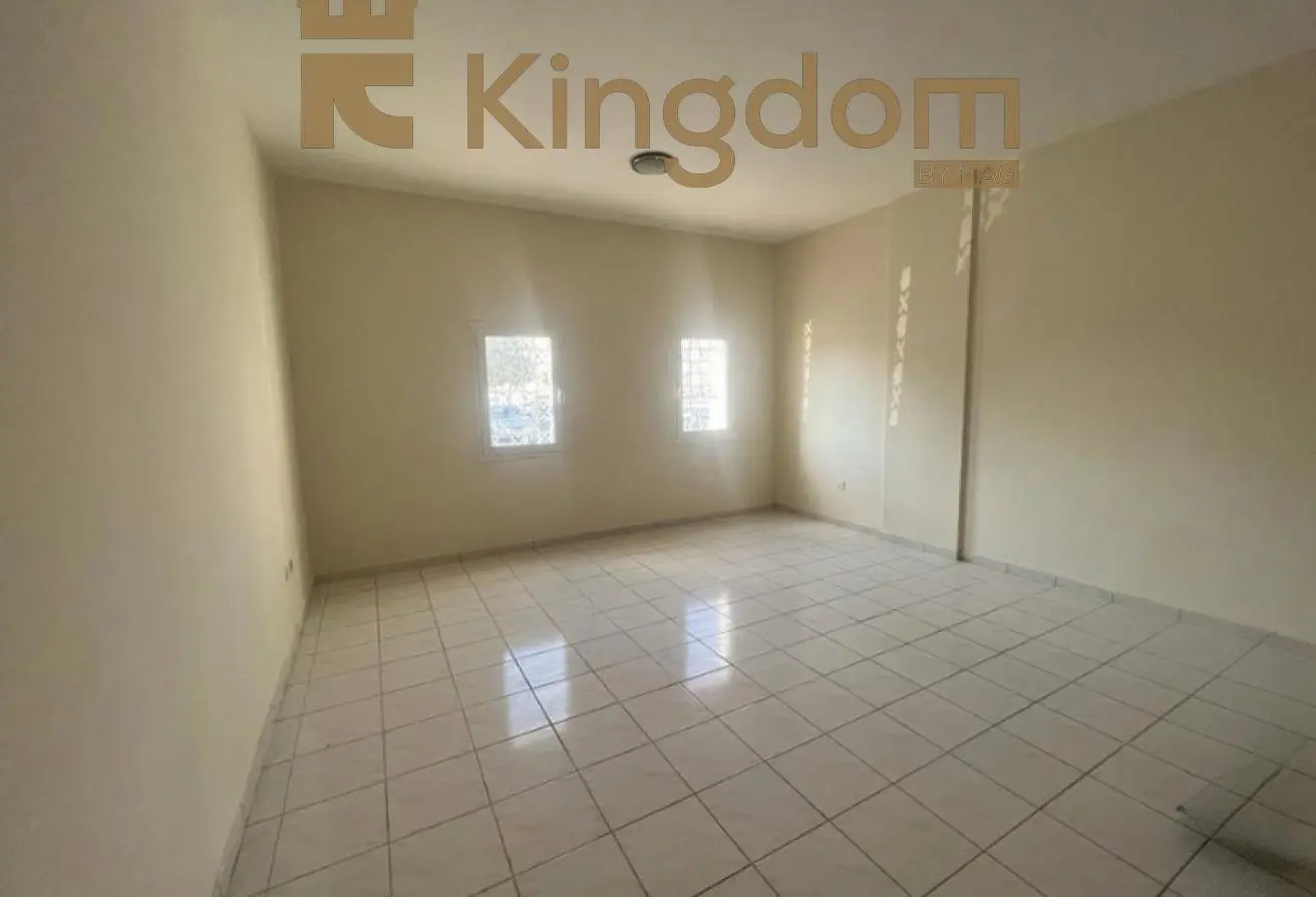 156164027 - Property Main Image