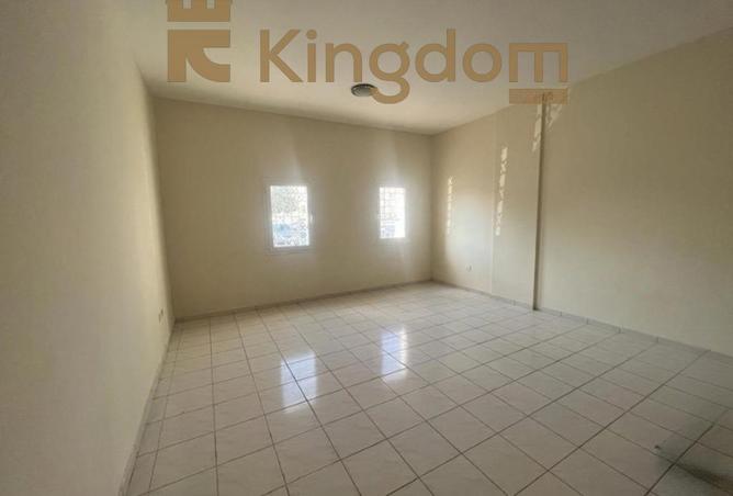 COMFORTABLE STUDIO| TENANTED | MODERN COMMUNITY