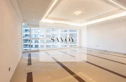 شقة - 3 غرف نوم - 4 حمامات للايجار في وايف تاور - شارع الكورنيش - أبوظبي