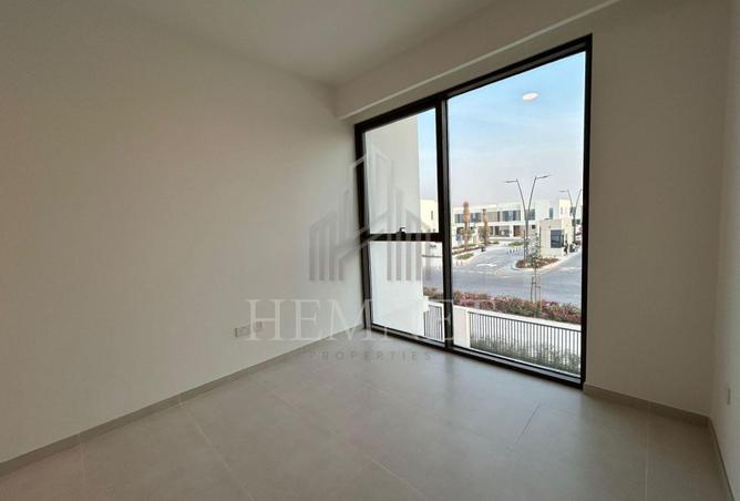 70279704 - Property Image 2