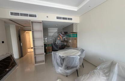 شقة - غرفة نوم - 2 حمامات للبيع في سكن سبورتس في - المدينة العالمية المرحلة 2 - 4 الورسان - الورسان - دبي