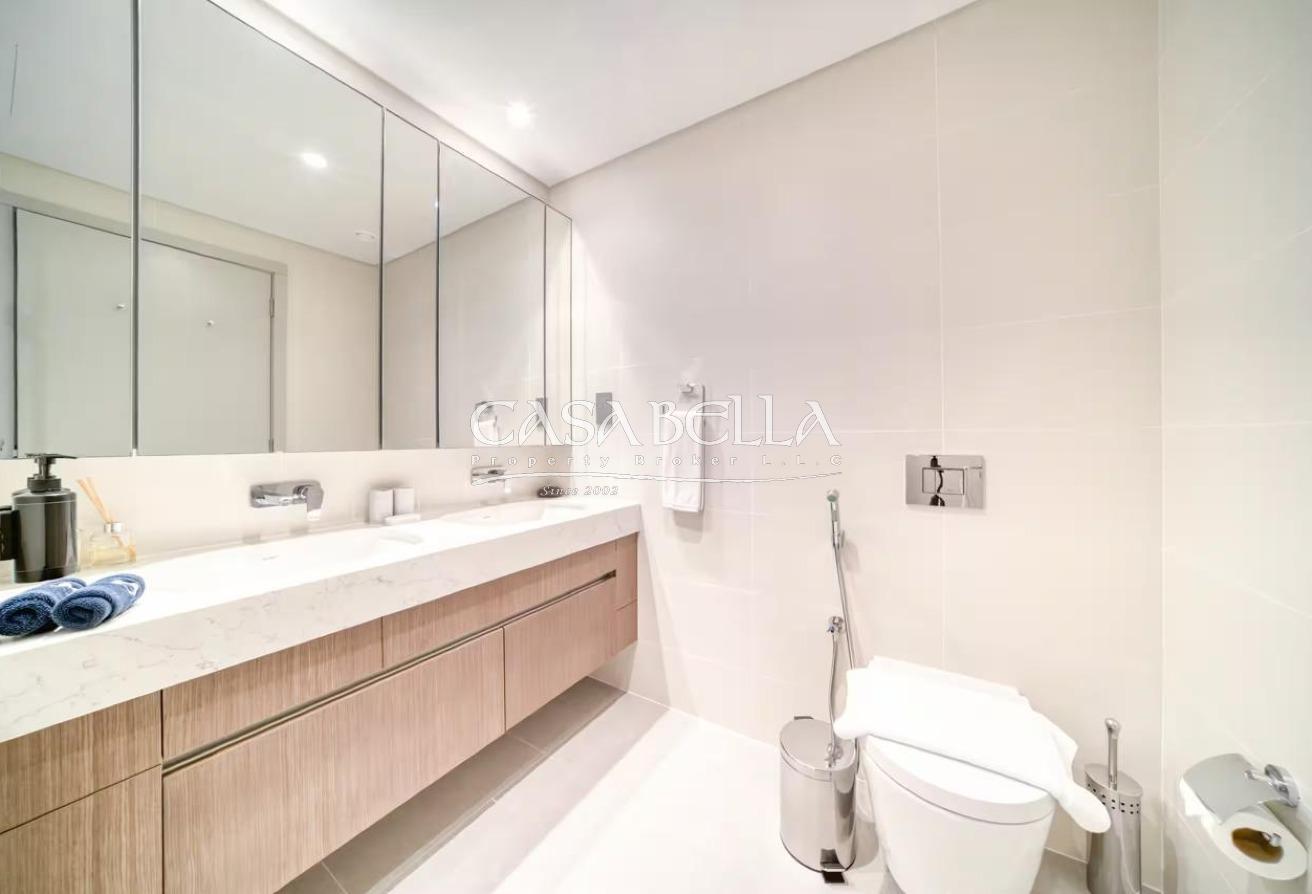 Furnished Apartment | Marina Beachfront Views photo 11