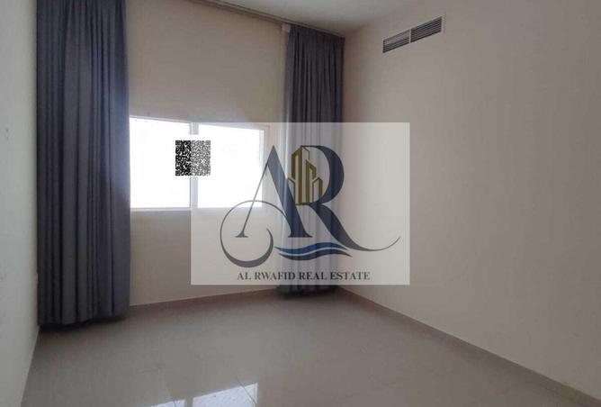 97367649 - Property Image 2
