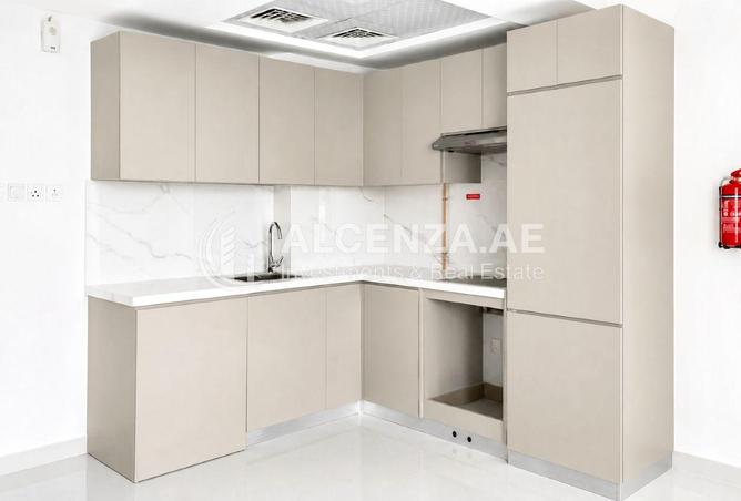 121100150 - Property Image 2