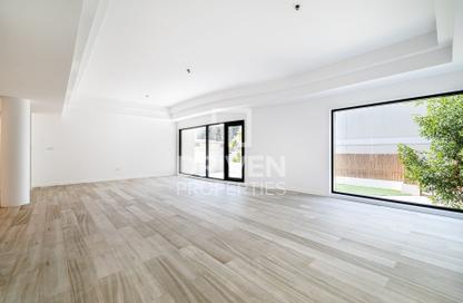 Villa - 5 - 7 for rent in API Jumeirah Villas - Jumeirah 1 - Jumeirah - Dubai