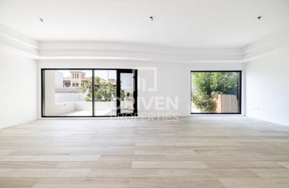 Villa - 5 - 7 for rent in API Jumeirah Villas - Jumeirah 1 - Jumeirah - Dubai