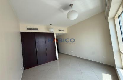 Apartment - 4 - 5 for rent in Icon Tower 2 - JLT Cluster L - Jumeirah Lake Towers - Dubai