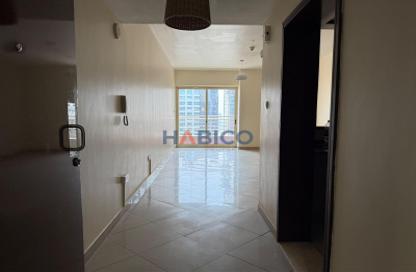 Apartment - 4 - 5 for rent in Icon Tower 2 - JLT Cluster L - Jumeirah Lake Towers - Dubai