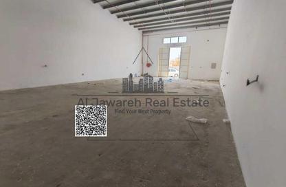 Warehouse - Studio - 1 Bathroom for rent in Al Jurf 1 - Al Jurf - Ajman Downtown - Ajman