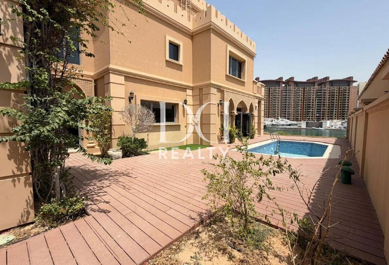 Beach Access | VACANT | Signature Villa photo 5