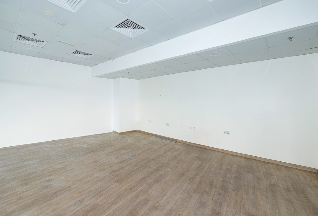 Studio office space in I Rise Tower, Barsha Heights (Tecom): 11