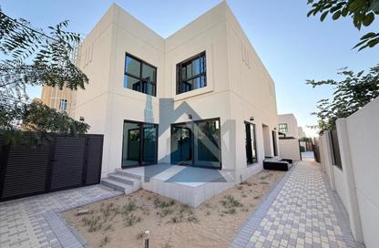 Townhouse - 3 Bedrooms - 4 Bathrooms for rent in Sharjah Sustainable City - Sharjah