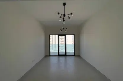 شقة - غرفة نوم - 1 حمام للايجار في روحي - المدينة العالمية المرحلة 2 - 4 الورسان - الورسان - دبي