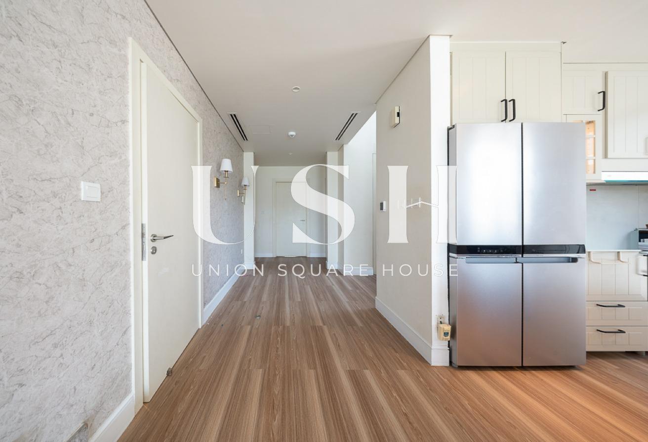 Genuine Listing | Modern Villa | Prime Location photo 9