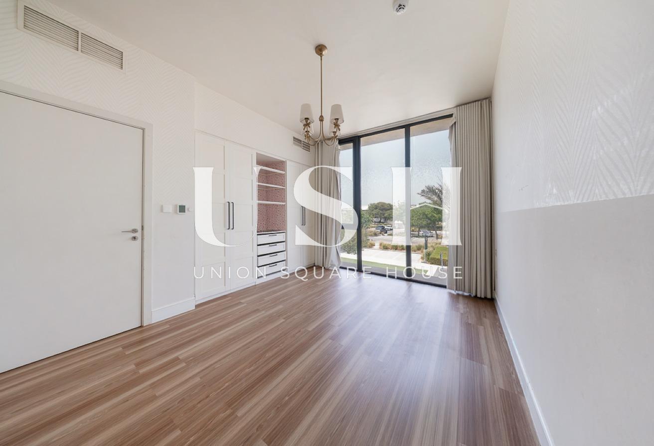 Genuine Listing | Modern Villa | Prime Location photo 22