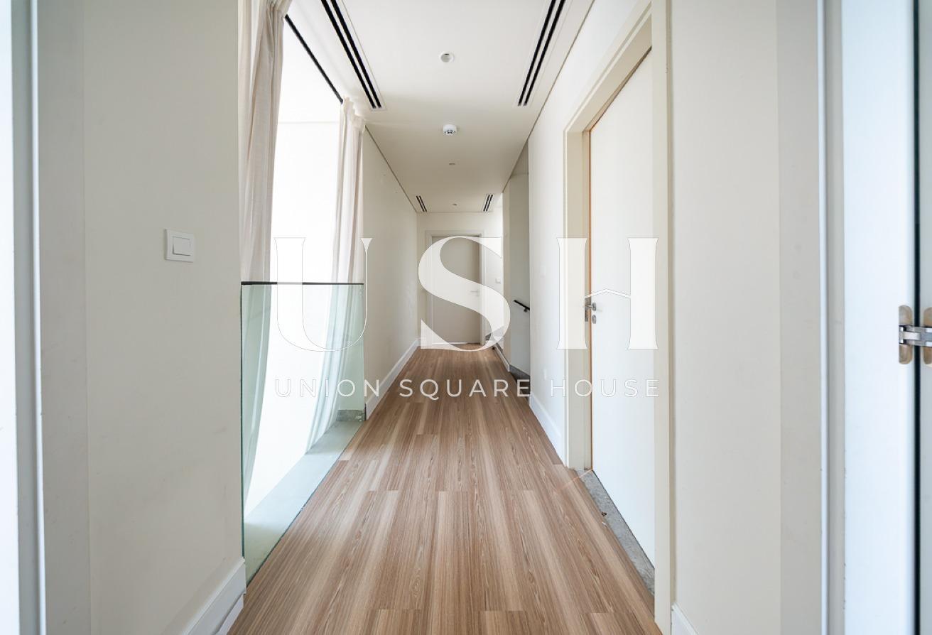 Genuine Listing | Modern Villa | Prime Location photo 13
