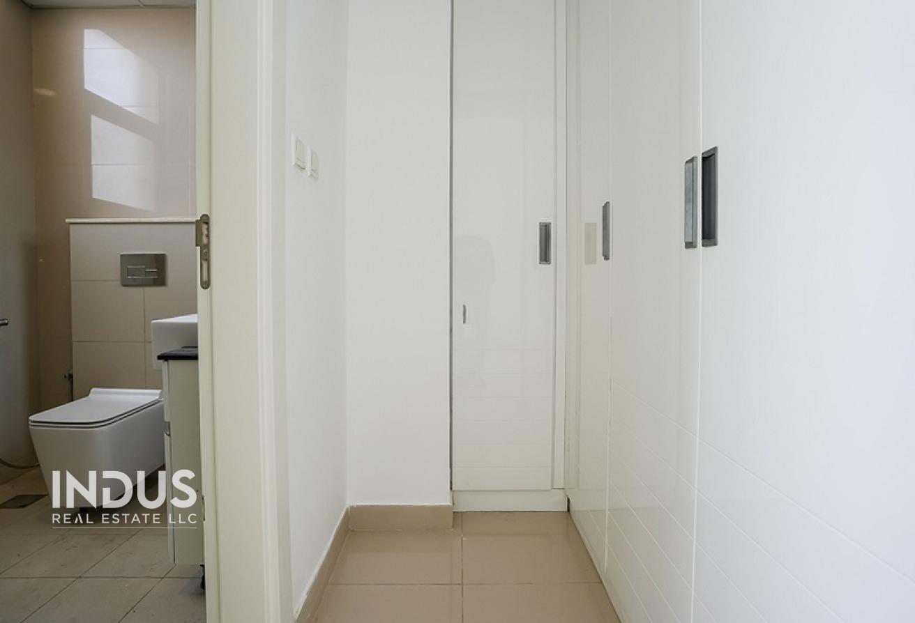 Prime JVC Location | Spacious 1BR | Free Chiller photo 12