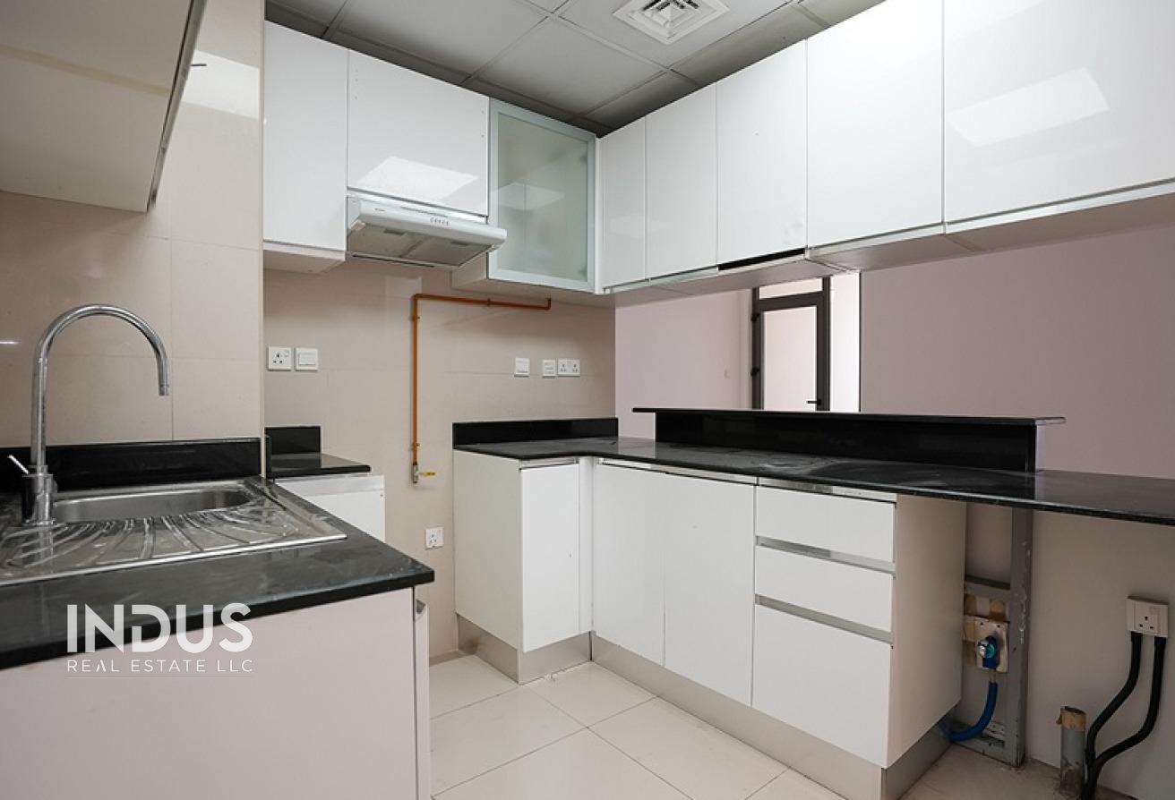 Prime JVC Location | Spacious 1BR | Free Chiller photo 8