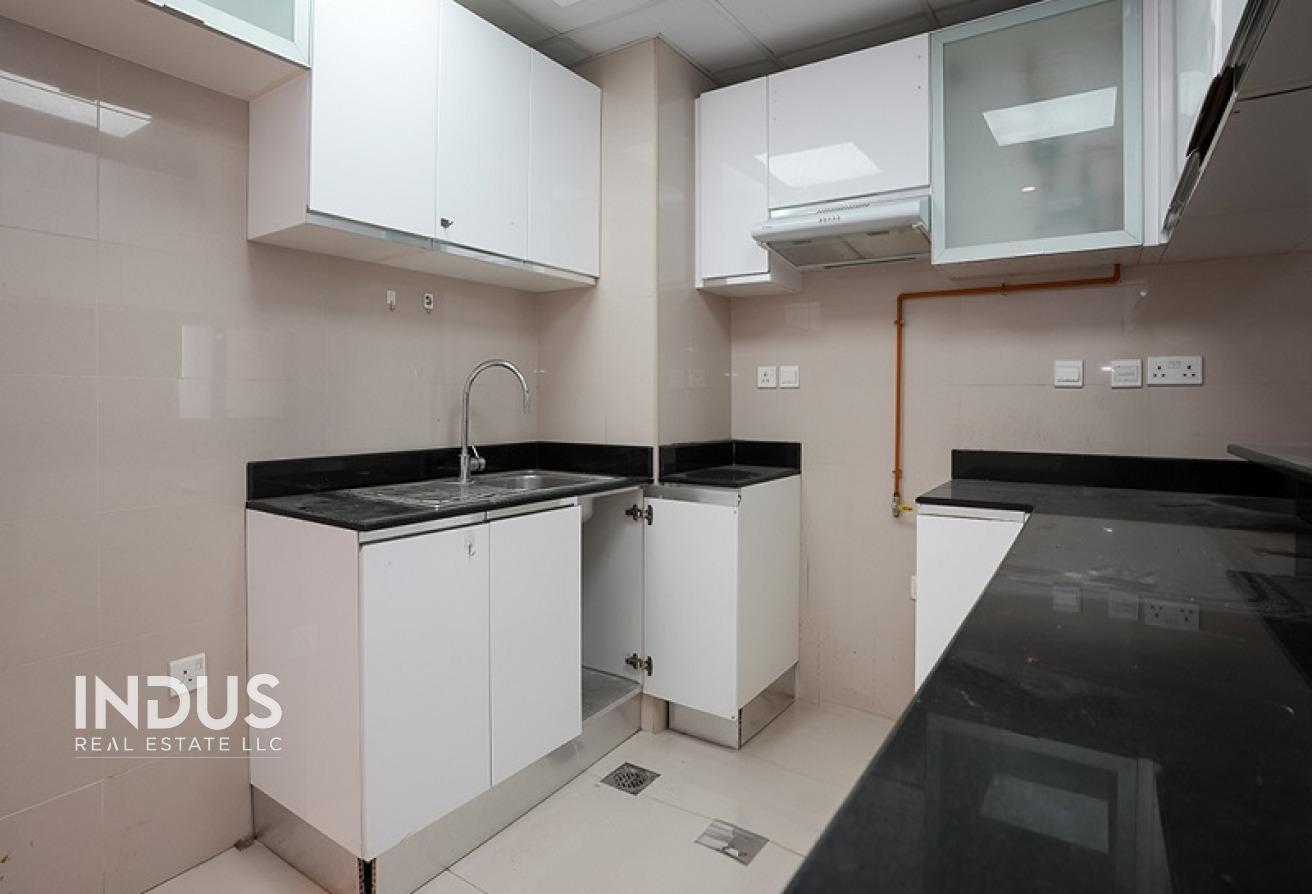 Prime JVC Location | Spacious 1BR | Free Chiller photo 7