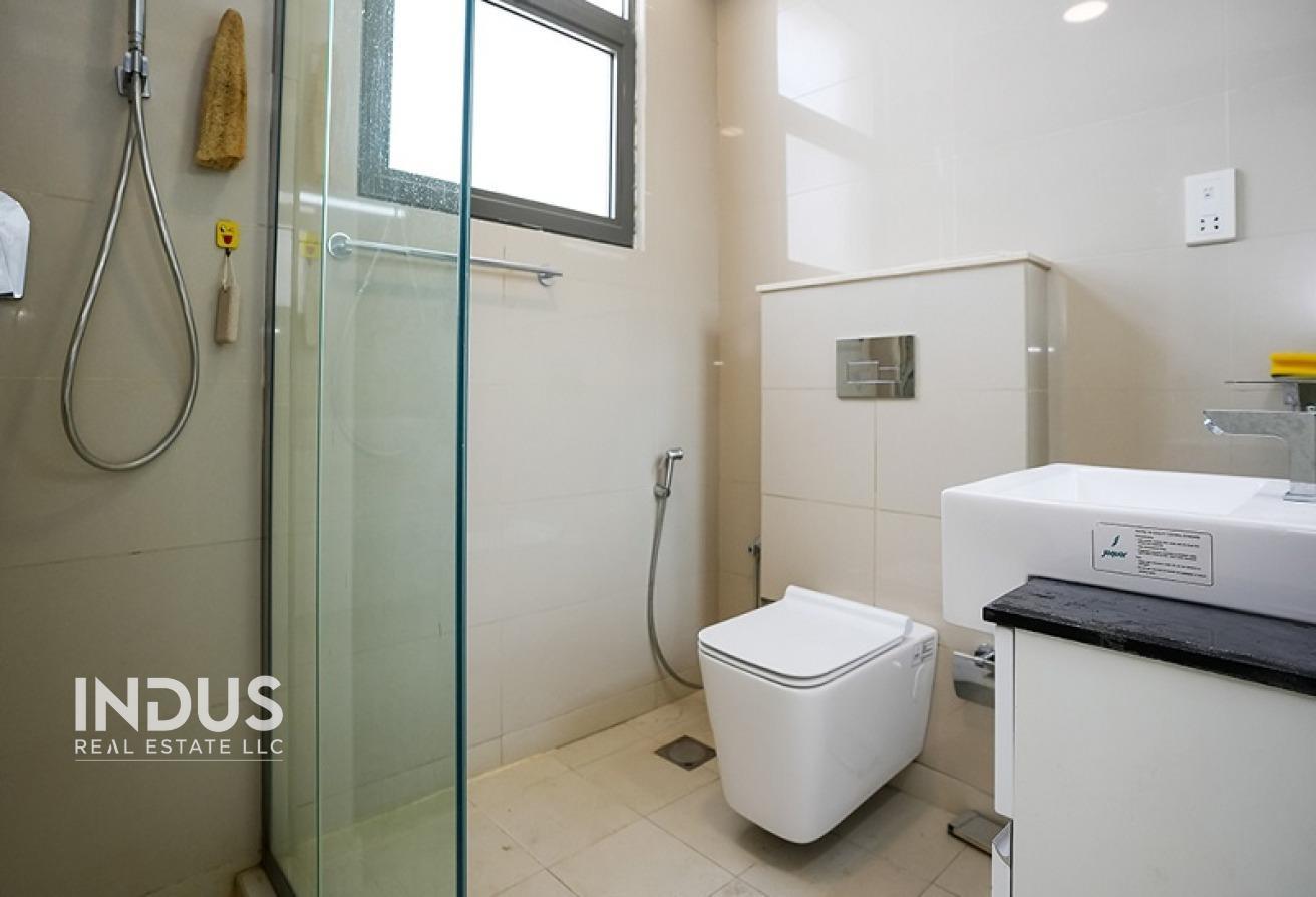 Prime JVC Location | Spacious 1BR | Free Chiller photo 13