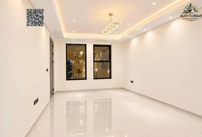 166999951 - Property Image 3