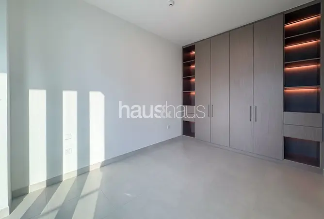 163231118 - Property Image 3