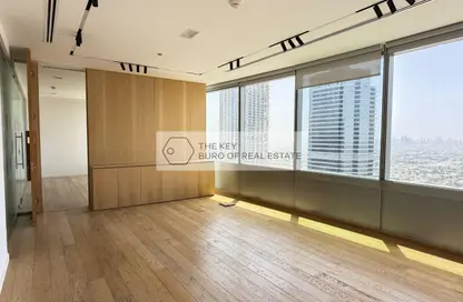 Office Space - Studio - 4 Bathrooms for rent in Gold Tower (Au Tower) - JLT Cluster I - Jumeirah Lake Towers - Dubai